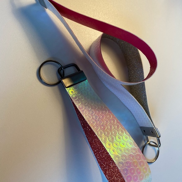 Keychain Wristlets - Picture 4 of 6